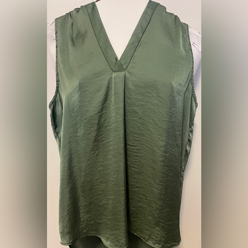 Vince Camuto Satin Green V-Neck Tank Top